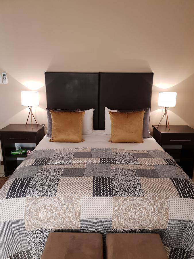 B&B On Church Oudtshoorn Ngoại thất bức ảnh